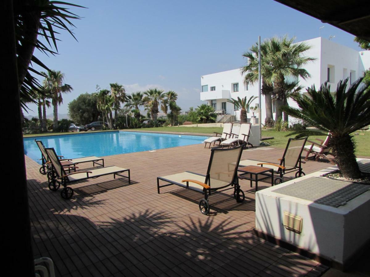 Cortijo Media Legua Hotel Vera Bagian luar foto